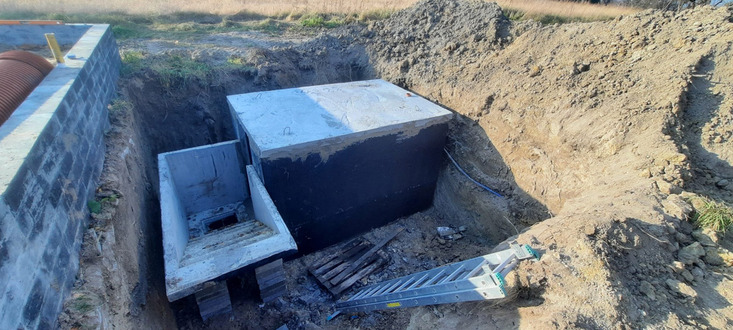 Jak wybrać odpowiednią pojemność szamba betonowego dla Twoich potrzeb?